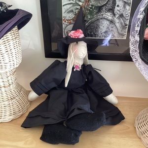 Easter Bunny Witch 18” OAK Hand Crafted Muslin Cotton Wool Spring Character